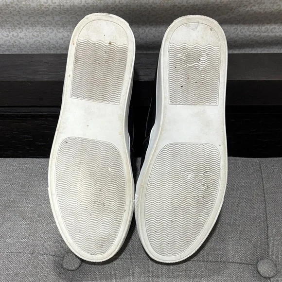 Steve Madden Black Quilted slip on sneakers 9 - Picture 3 of 5